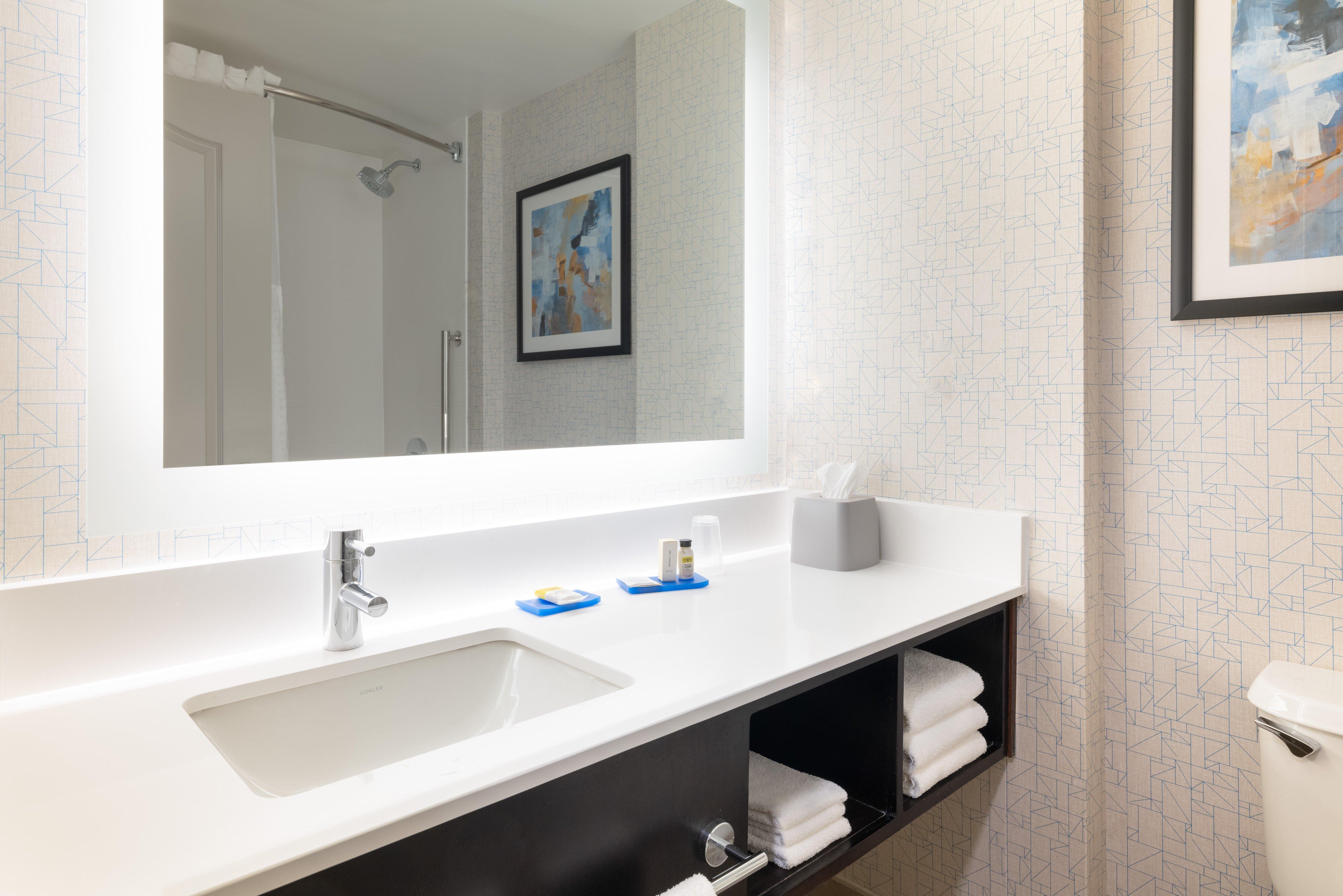 Holiday Inn Express & Suites Boston - Cambridge By Ihg Экстерьер фото