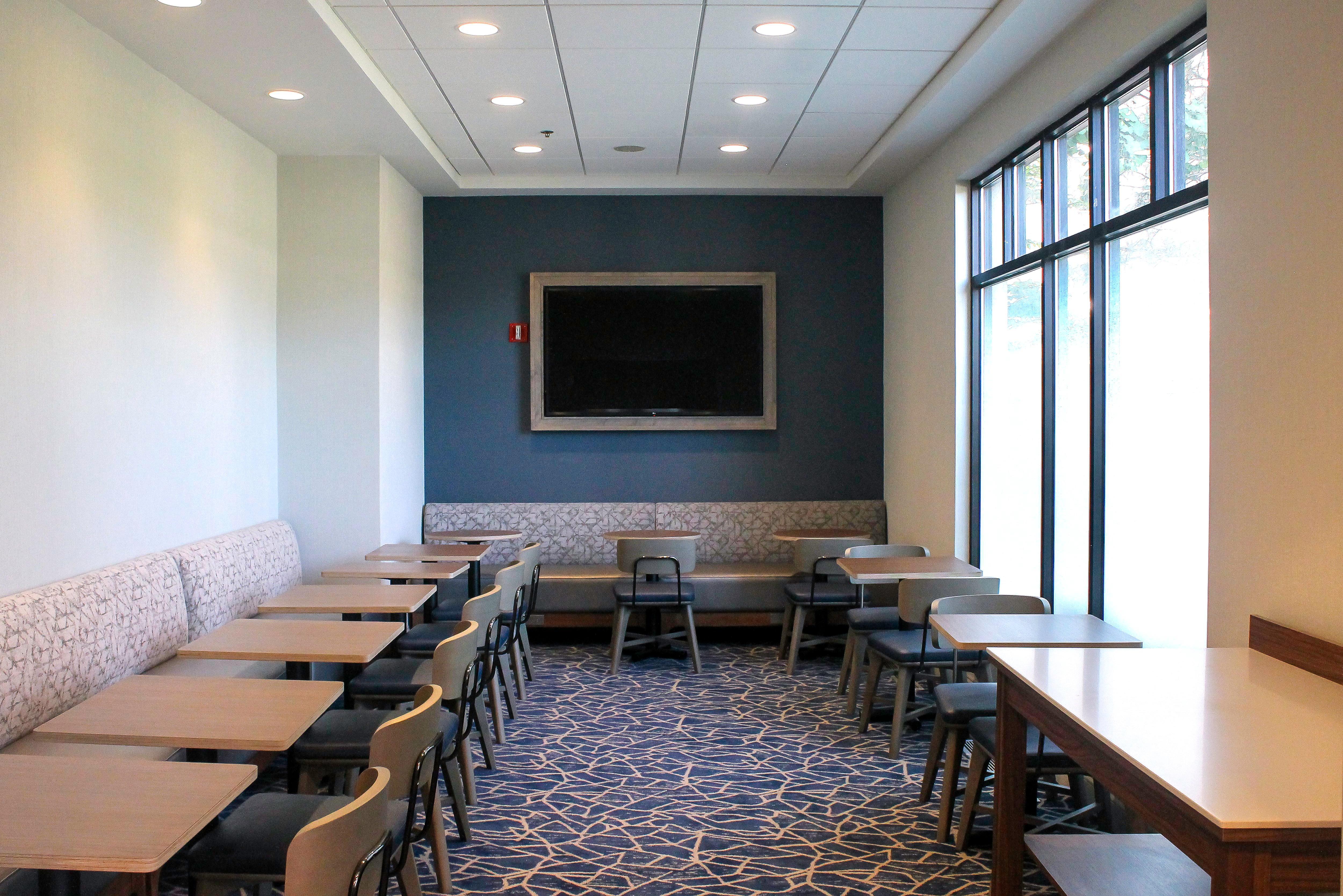 Holiday Inn Express & Suites Boston - Cambridge By Ihg Экстерьер фото
