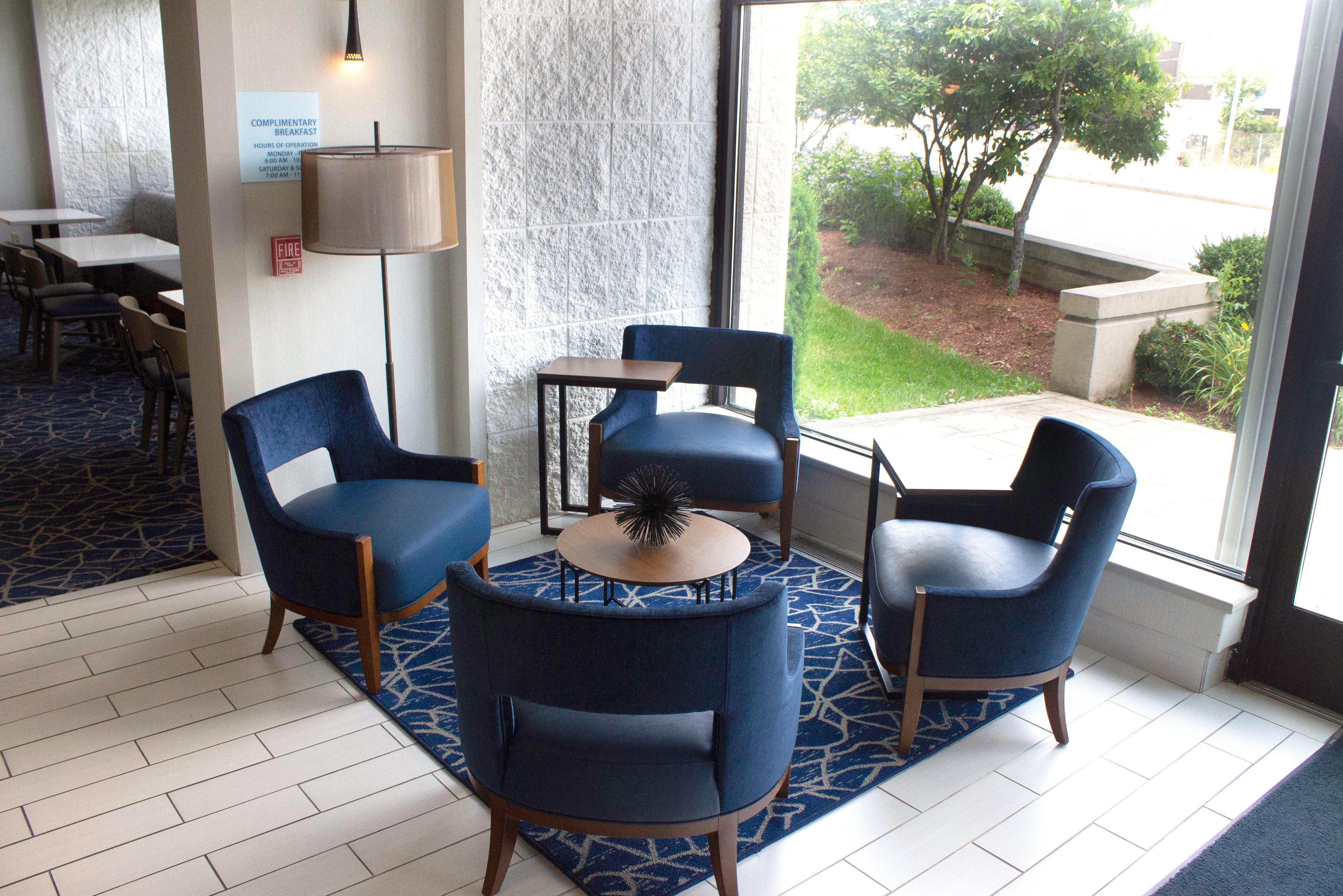 Holiday Inn Express & Suites Boston - Cambridge By Ihg Экстерьер фото
