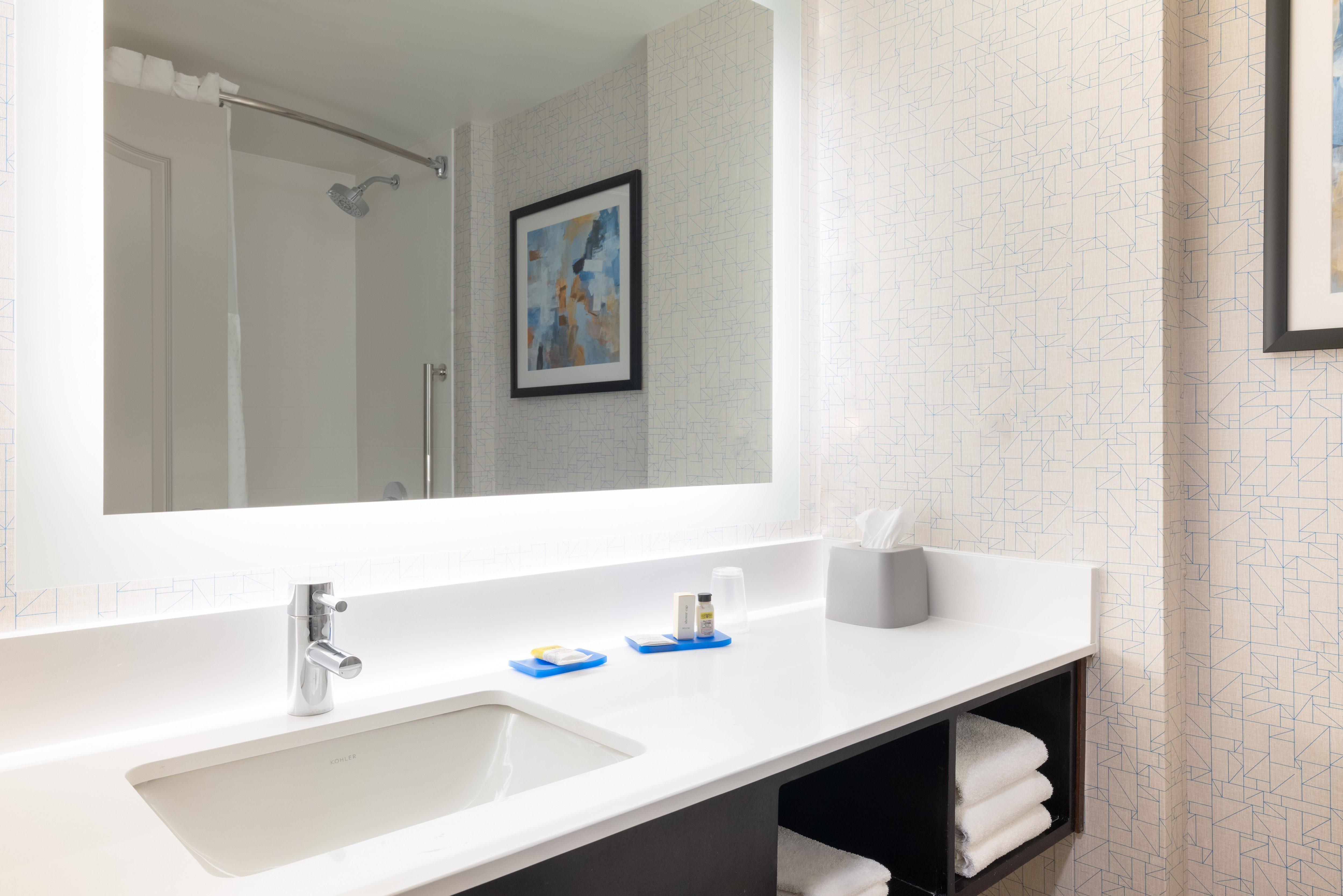 Holiday Inn Express & Suites Boston - Cambridge By Ihg Экстерьер фото