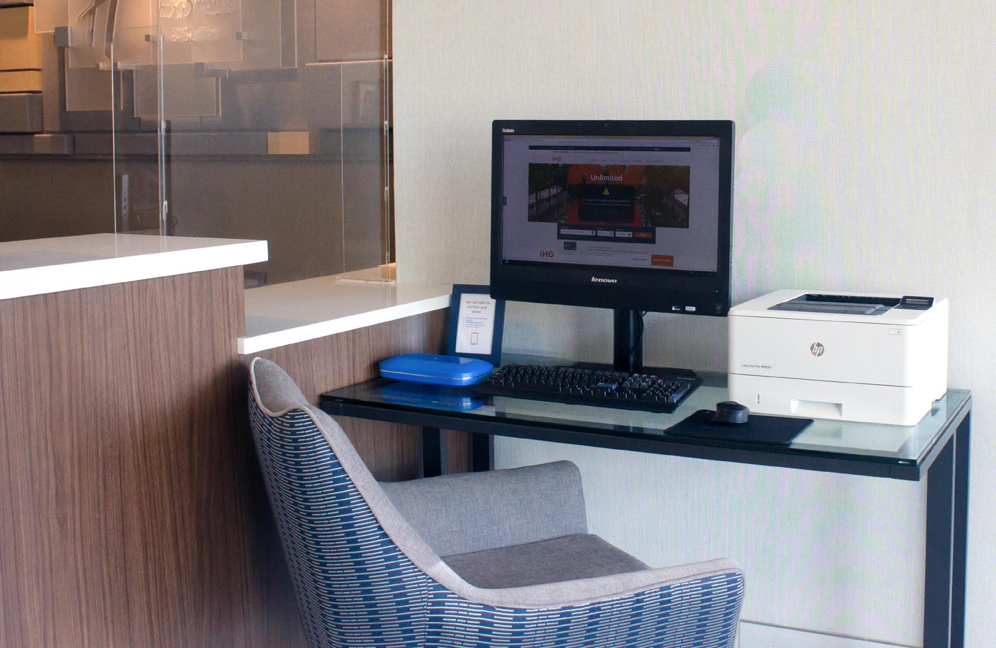 Holiday Inn Express & Suites Boston - Cambridge By Ihg Экстерьер фото