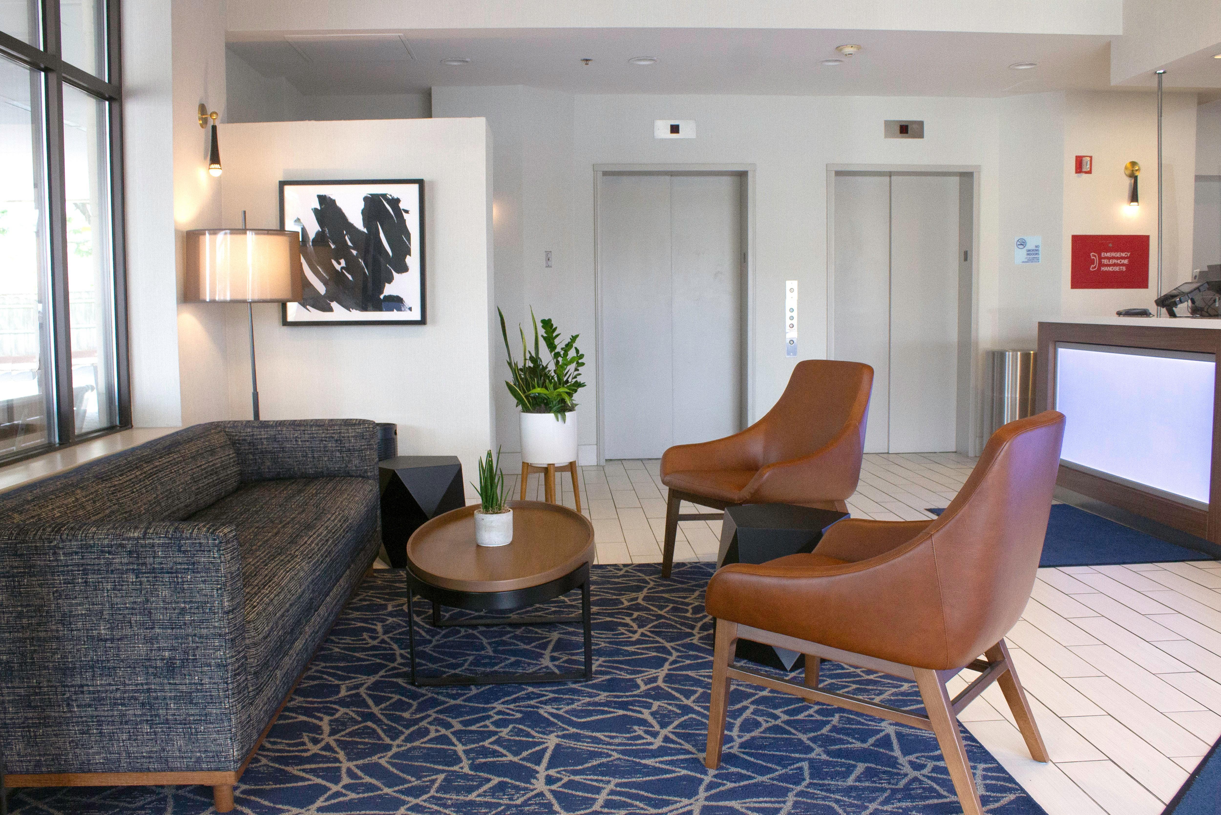 Holiday Inn Express & Suites Boston - Cambridge By Ihg Экстерьер фото